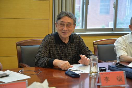 李.jpg