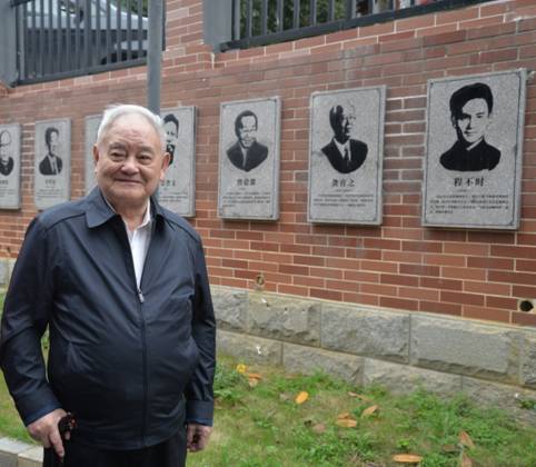 年轻时的自己.jpg