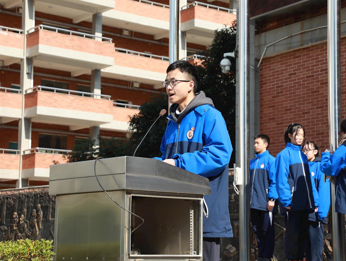 9e0ecabd8eb349b5951514abde4b673d.JPG
