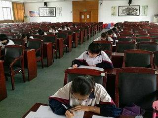 中国大学先修课程（AC）考点落户明德中学