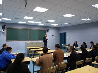 同台争艳，各显神通——记2016年下学期明德中学青年教师 “三生课堂”片段教学大赛
