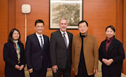 加拿大卡莫森学院副校长访问明德中学