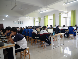 高校自主招生模式或将有变——“中学生标准学术能力测试” 在明德中学举行