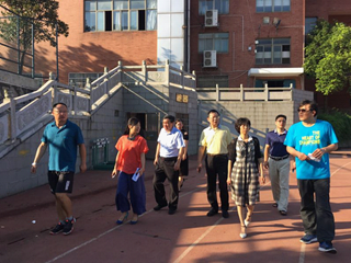 三伏夏日勤训练 领导慰问沁人心——长沙市教育局党委委员、副局长缪雅琴来我校慰问暑假集训运动员