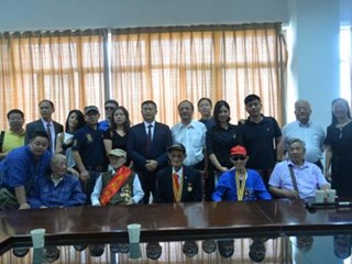 铭记历史，珍爱和平——飞虎队老英雄来明德中学讲述抗战故事