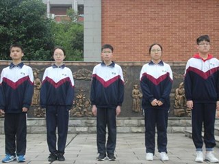 自信迎考，不负韶华——记明德中学第八周升旗仪式暨2018年上学期期中考试动员大会