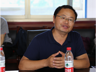 明德心 凤羽情—我校开展青年党员教师送课活动
