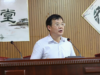 师德师风建设总动员——校长书记带头签字承诺、认领负面清单
