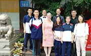 明德中学国际部师生应邀访问加拿大驻广州领事馆