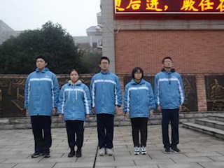 努力造就实力，态度决定高度——明德中学第十二周升旗仪式暨2018年下学期期中考试总结表彰大会