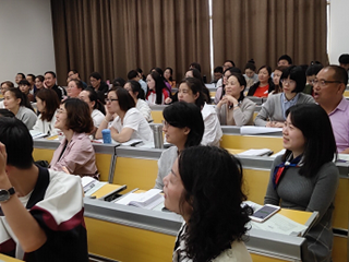 名师荟萃，共同发展——欢迎青海省海西州中学英语骨干教师培训班来我校参观学习