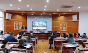 加拿大校长不远两万里来明德国际部开家长会