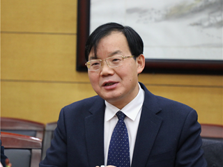 凝情聚力，共话美好未来——明德中学隆重举行长沙校友理事座谈会