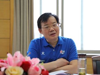 做人先立德——明德中学外派干部学习培训会顺利召开
