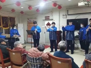追“锋”记 | 传承雷锋精神，争做时代好少年！