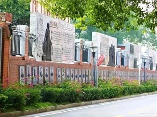 2023年长沙市明德中学秋季临聘教师和财务会计招聘公告