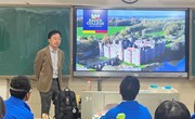 加拿大女王大学及安省理工大学宣讲会于明德国际部顺利开展